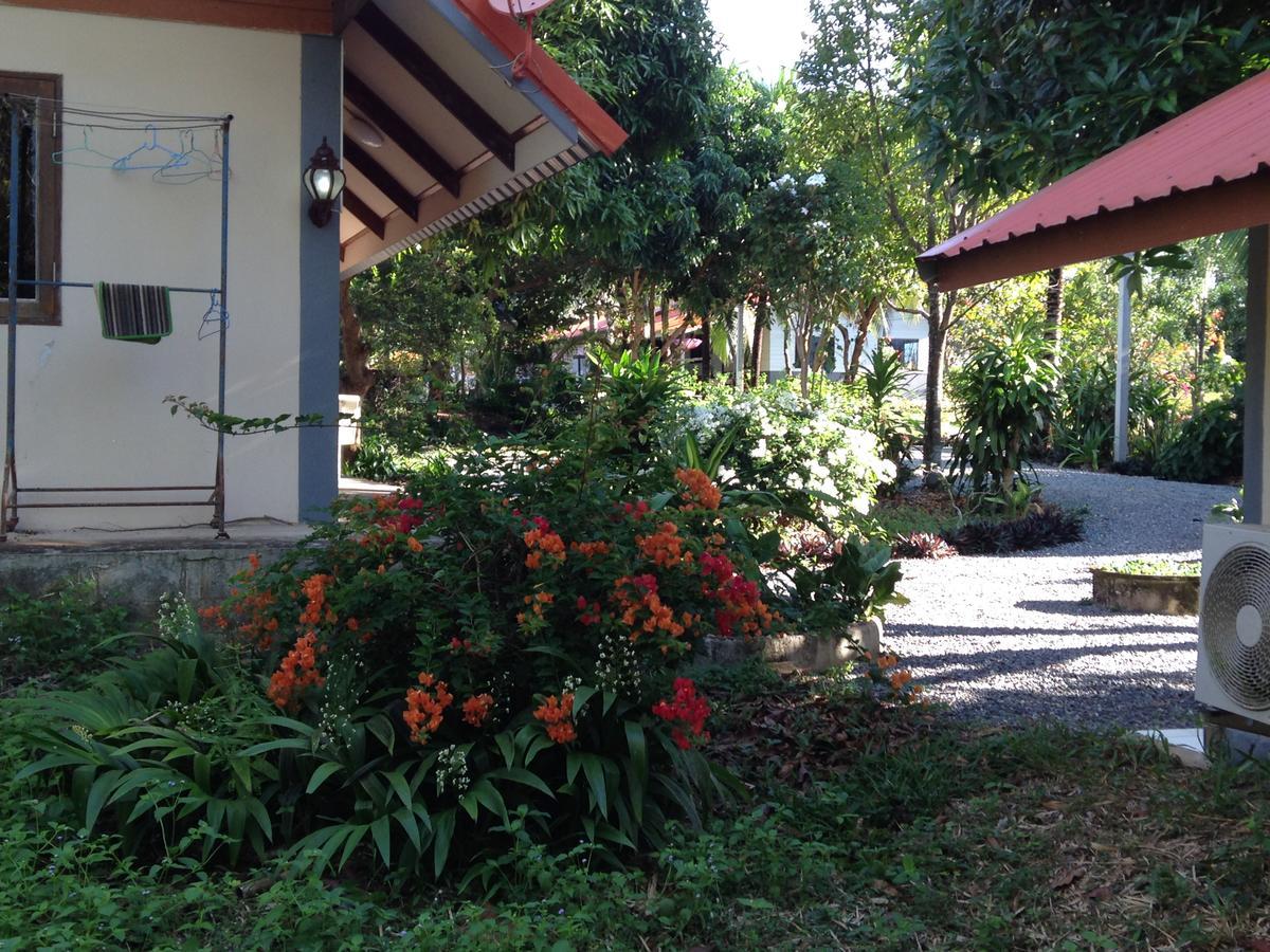 Areeya Resort Watthana Nakhon Εξωτερικό φωτογραφία