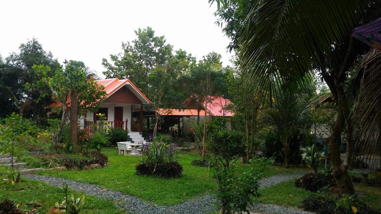 Areeya Resort Watthana Nakhon Εξωτερικό φωτογραφία